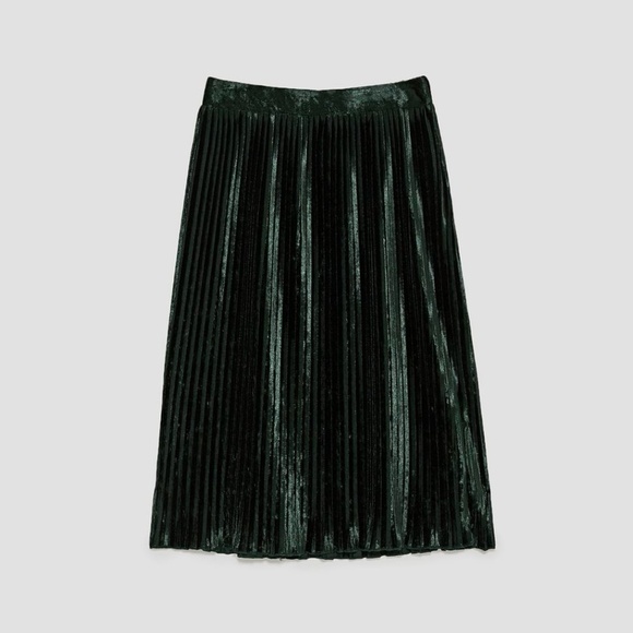 NWT Zara pleated velvet skirt Medium - Picture 6 of 13